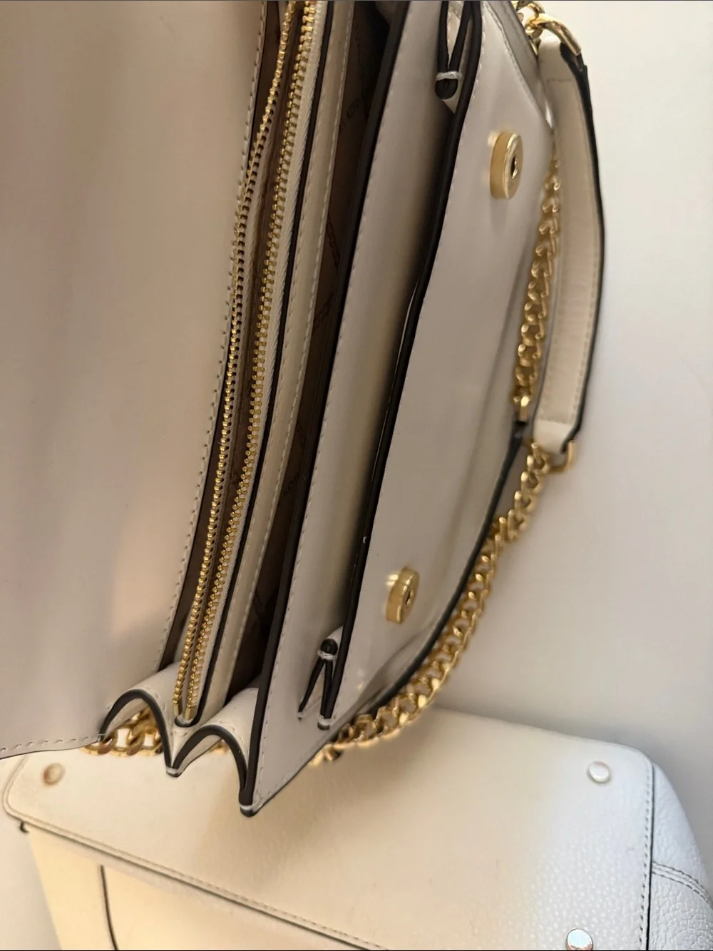 Michael Kors White Leather Crossbody with Gold Chain Strap